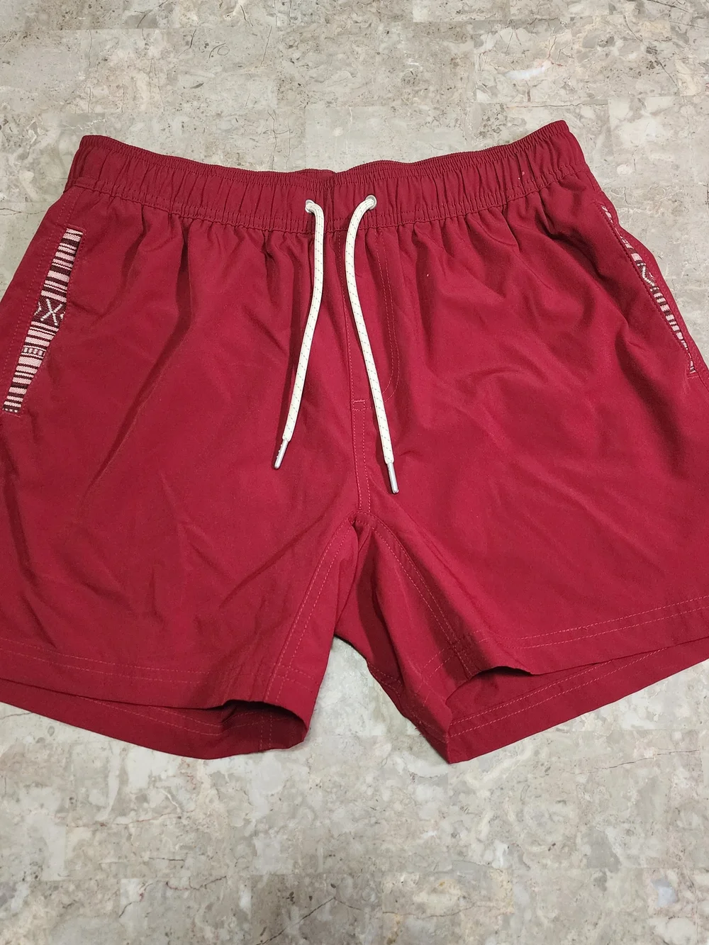 Wowie Red Hybrid Shorts Medium